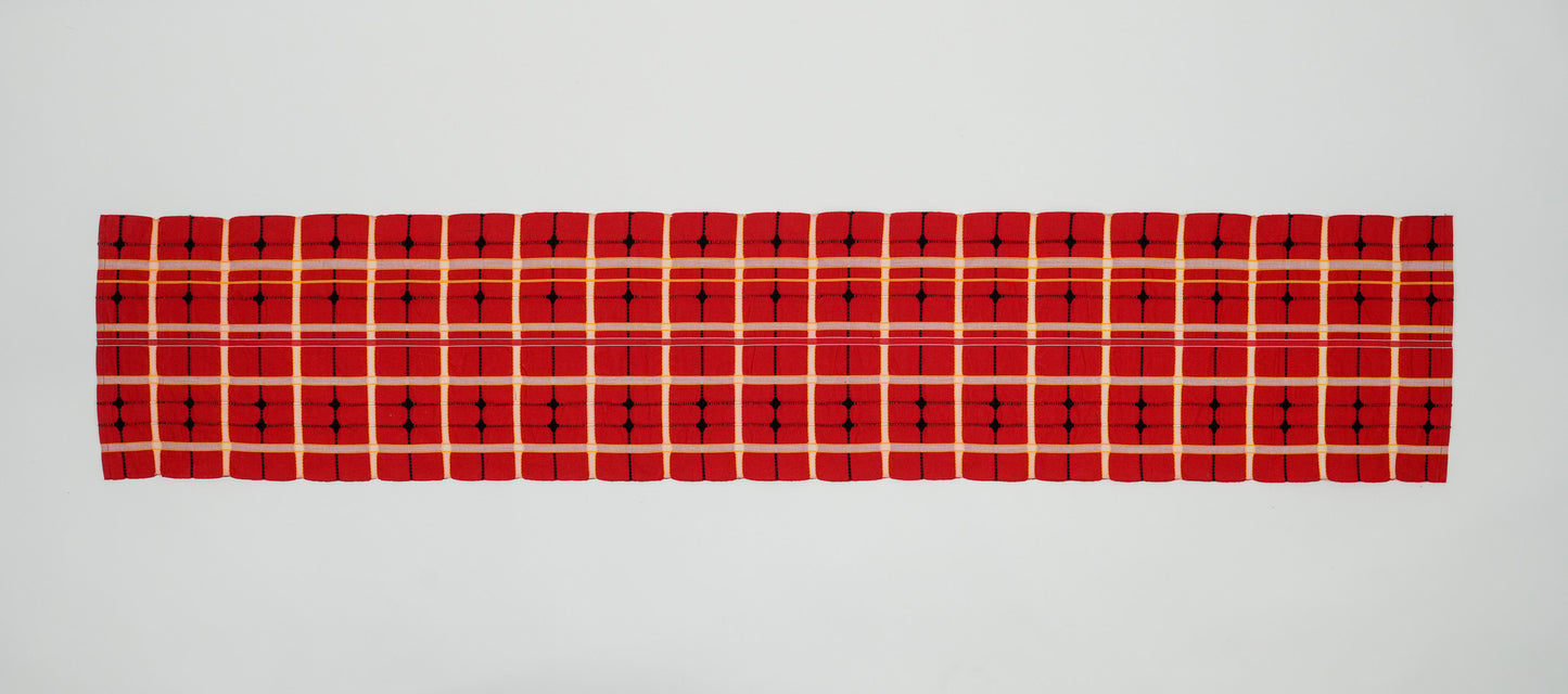 Japanese ceremonial silk table runner with koushi lattice in vermilion and ivory — Renaras atelier