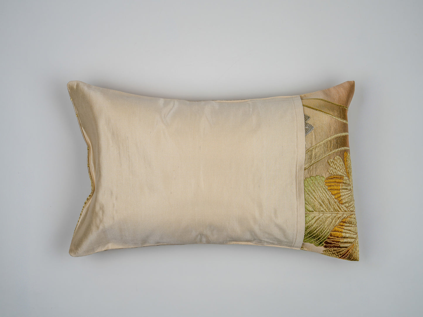 The Champagne Ho-o Crest — Japanese Silk Lumbar Pillow, Champagne Gold Phoenix Paulownia Obi