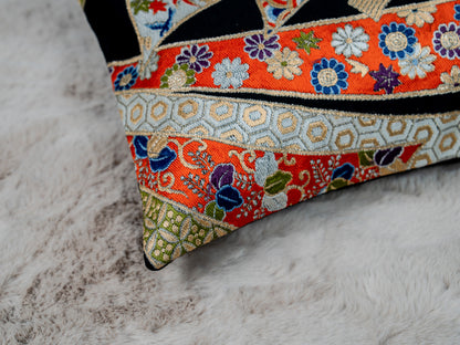 Japanese ceremonial silk lumbar pillow with tabane-noshi knot in black and gold — Renaras atelier