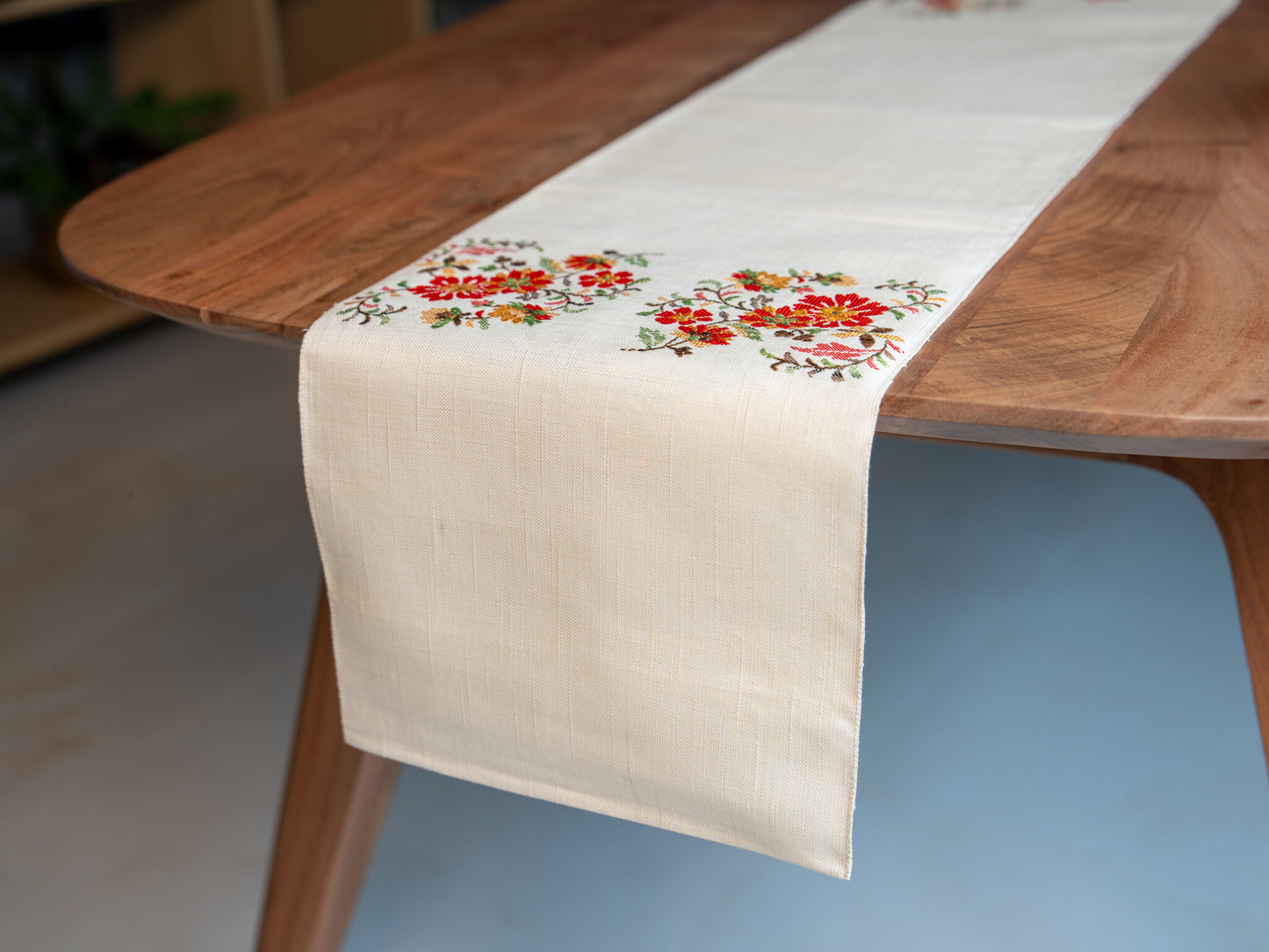 Japanese ceremonial silk table runner with embroidered wildflowers in champagne and crimson — Renaras atelier