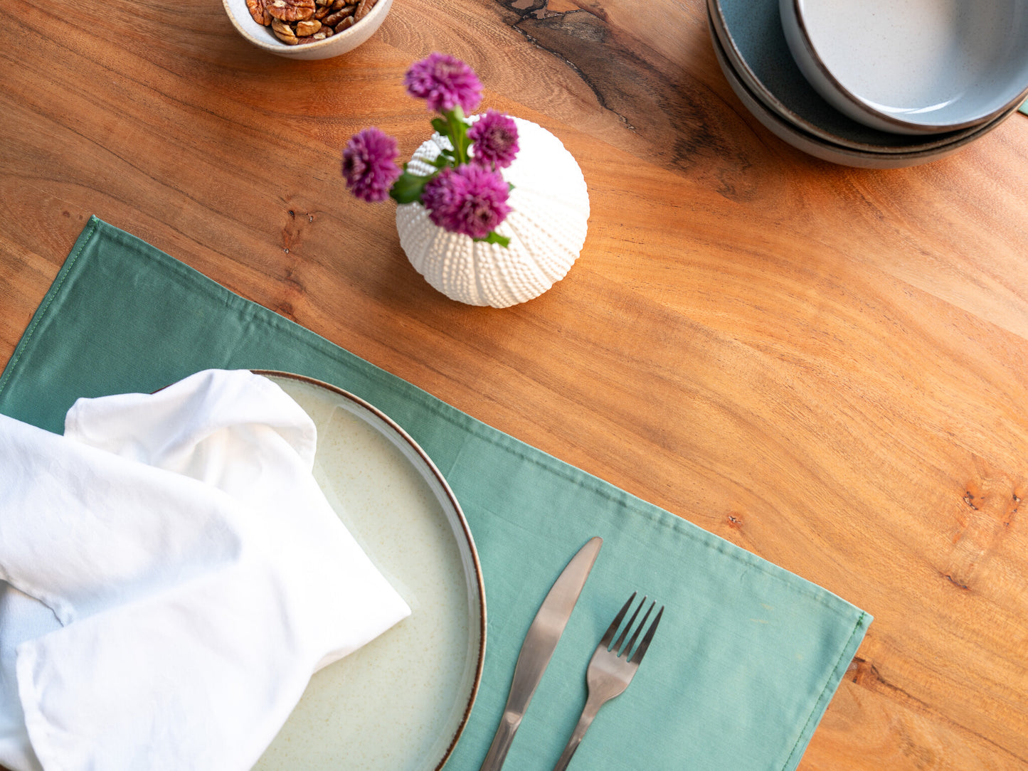 The Jade Sovereign: Minimalist Celadon Silk Placemat