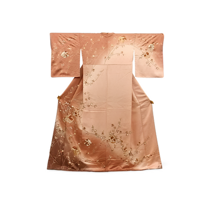 Japanese ceremonial silk Hōmongi with snow circle and chrysanthemum in gold — Renaras atelier