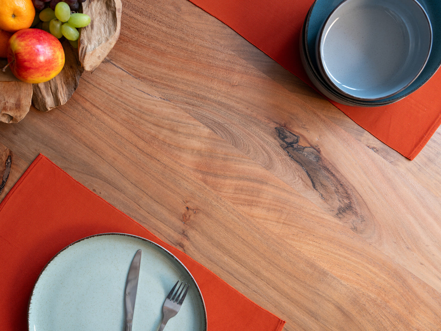 The Rising Sun: Vermilion Kinetic Placemats