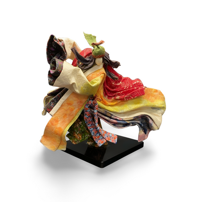 Japanese washi paper sculpture by Kazue Tanabe — wind dancer figure — Renaras atelier
