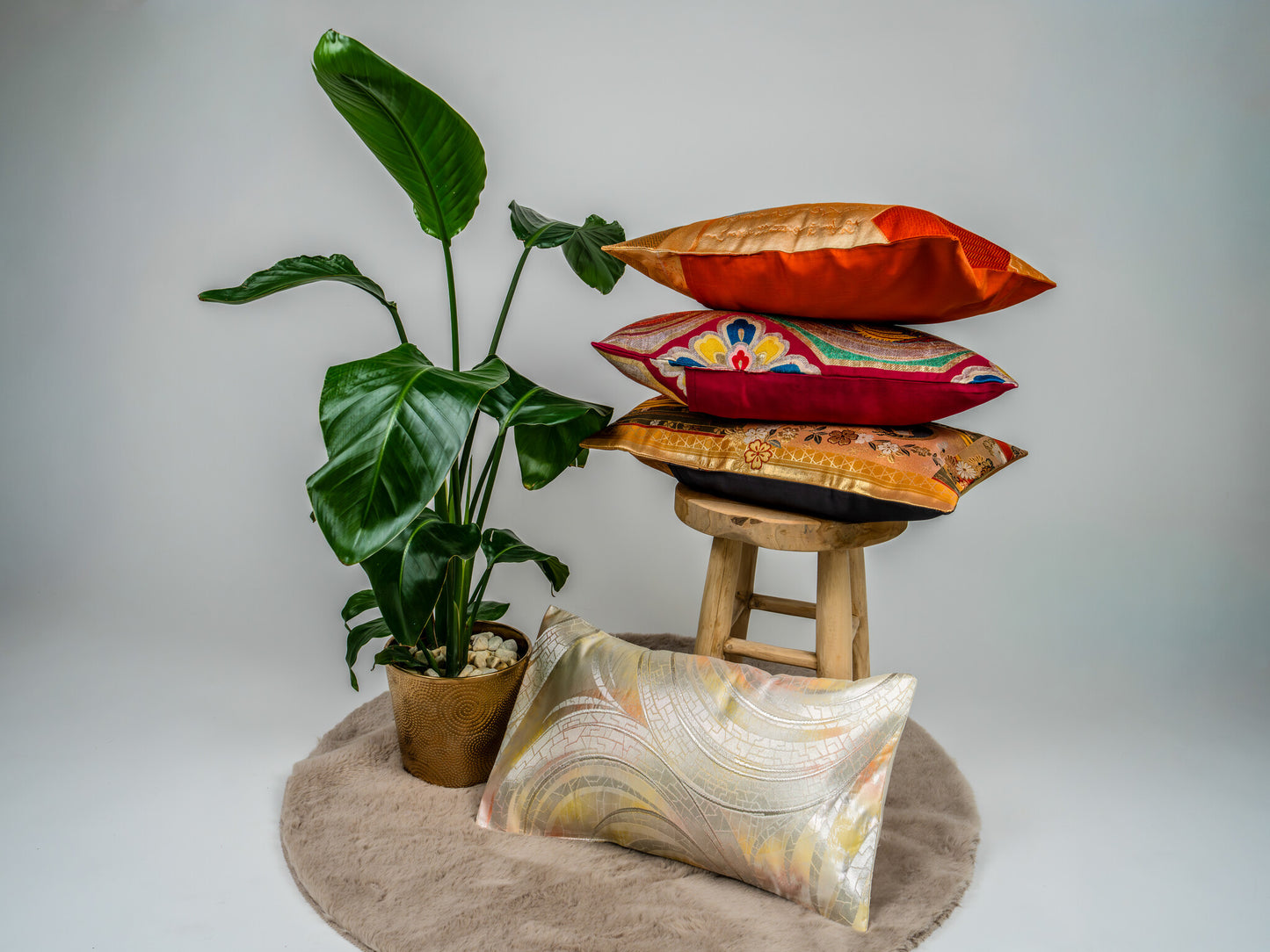 Japanese ceremonial silk lumbar pillow with raden wave motif in champagne and silver — Renaras atelier