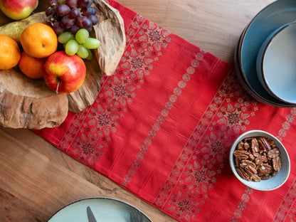 Japanese ceremonial silk table runner with yukiwa snowflake in crimson and gold — Renaras atelier