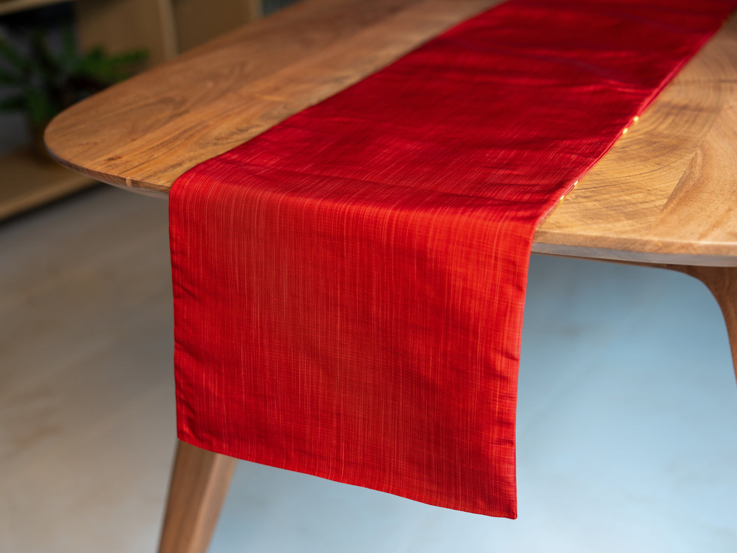 Japanese ceremonial silk table runner with momiji maple forest in crimson and multicolour — Renaras atelier