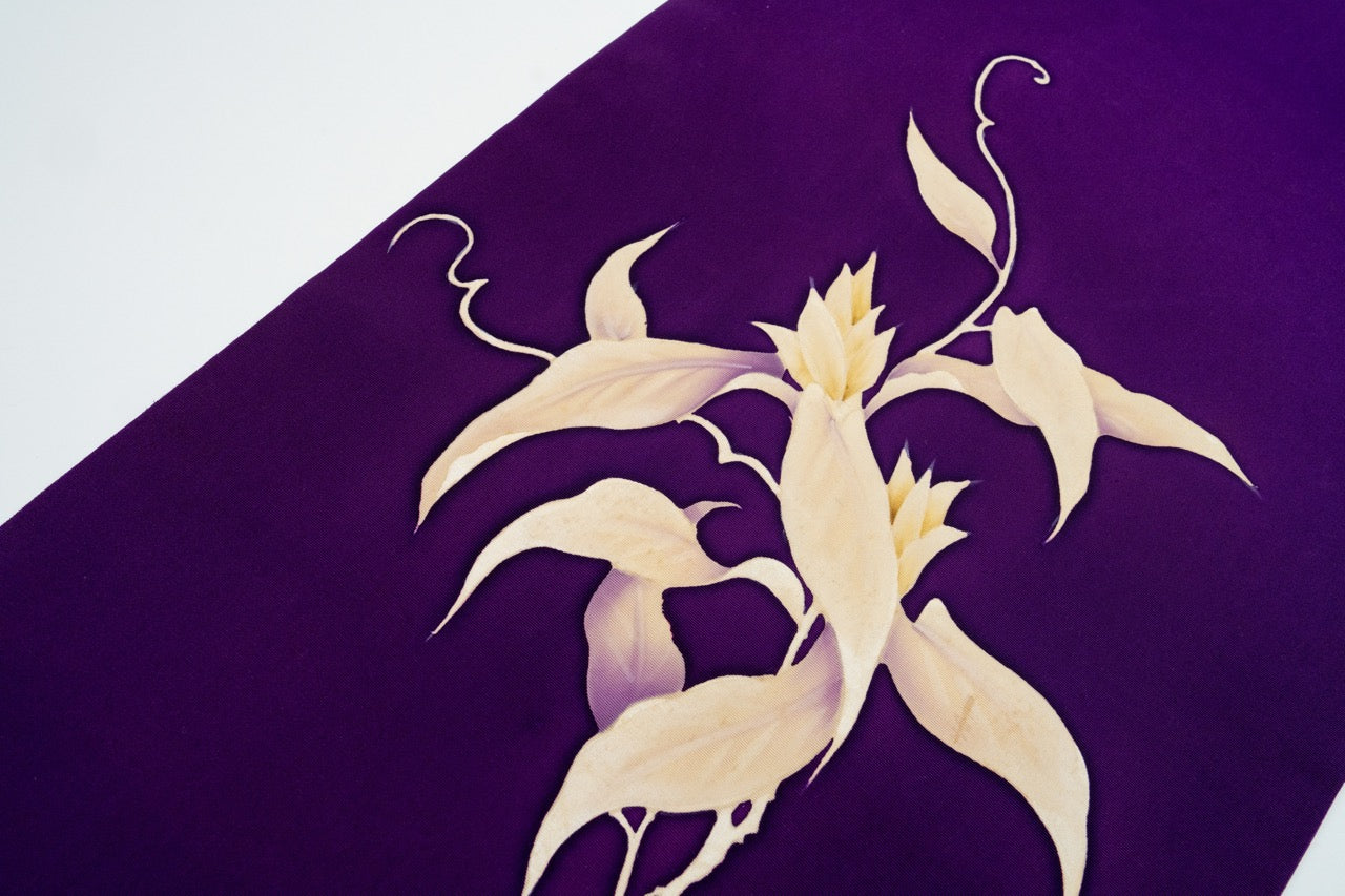 The Noble Veil (Hand-Painted Silk Tapestry)