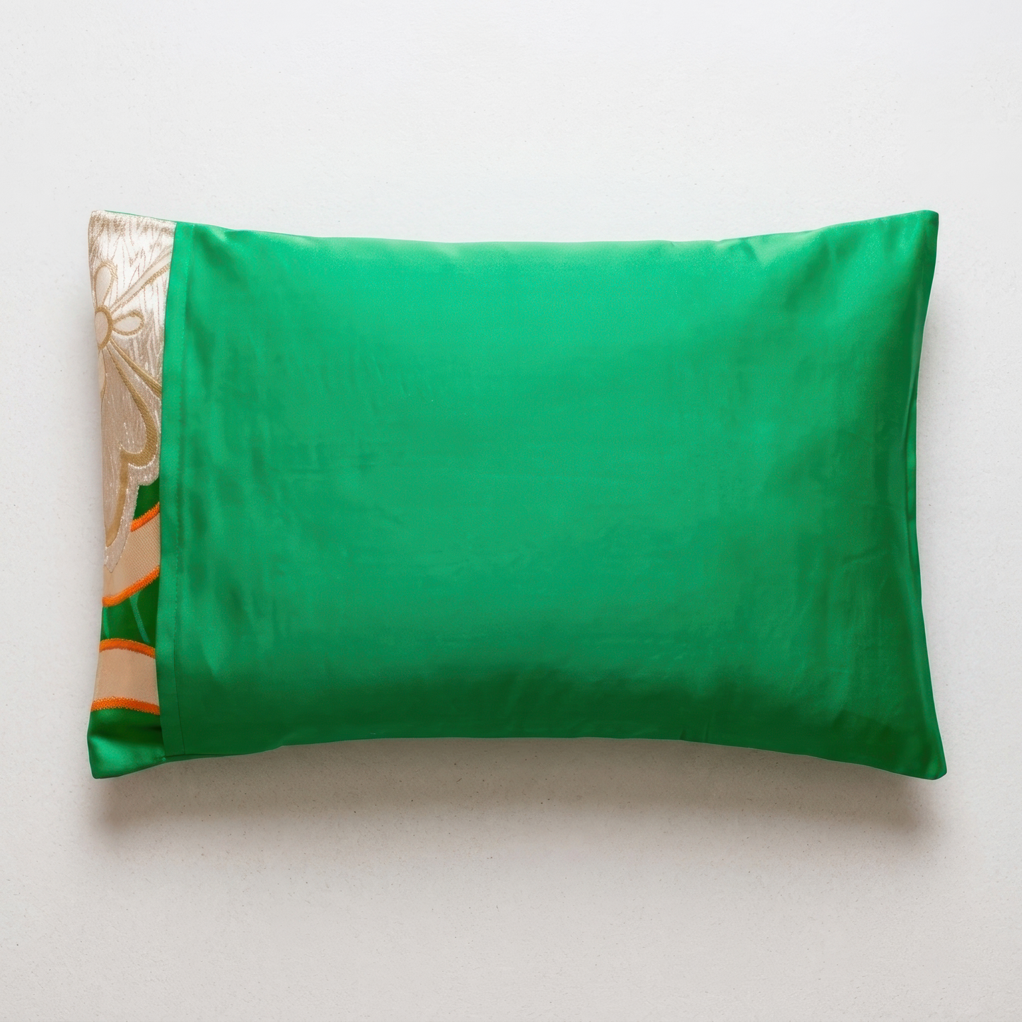 The Mokkō no Mai — Renaras Lumbar Pillow