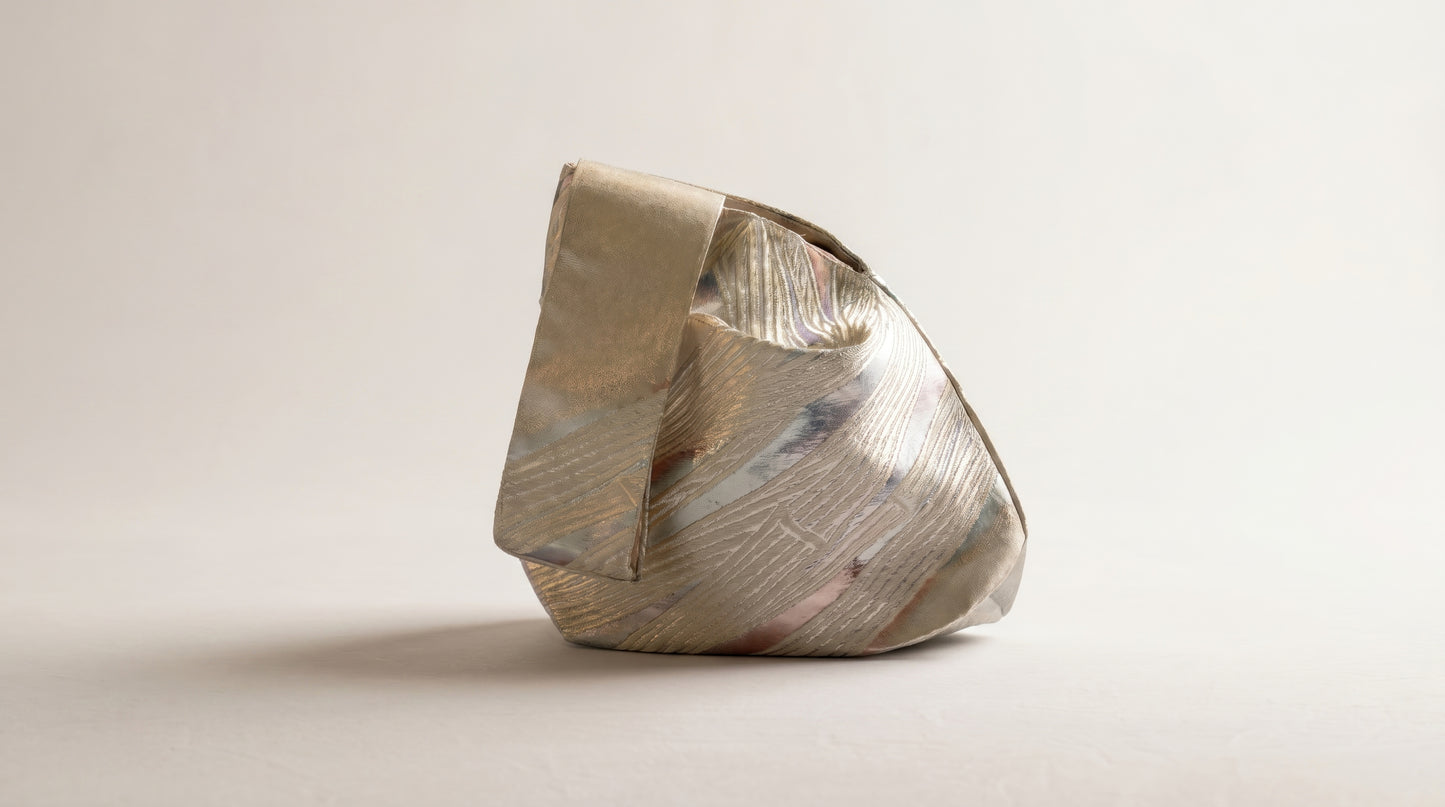 Japanese Ceremonial Silk Knot Bag – The Kogane no Obi, Striated Gold Bands in Champagne and Pastel