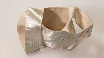 Japanese Ceremonial Silk Knot Bag – The Kogane no Obi, Striated Gold Bands in Champagne and Pastel