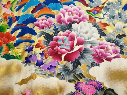 Japanese ceremonial silk Uchikake with hand-painted pine on gold lacquer — Renaras atelier